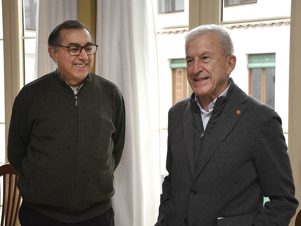 Ángel Anaya y Manuel Bretón, en su visita a Segovia. / NACHO VALVERDE - ICAL