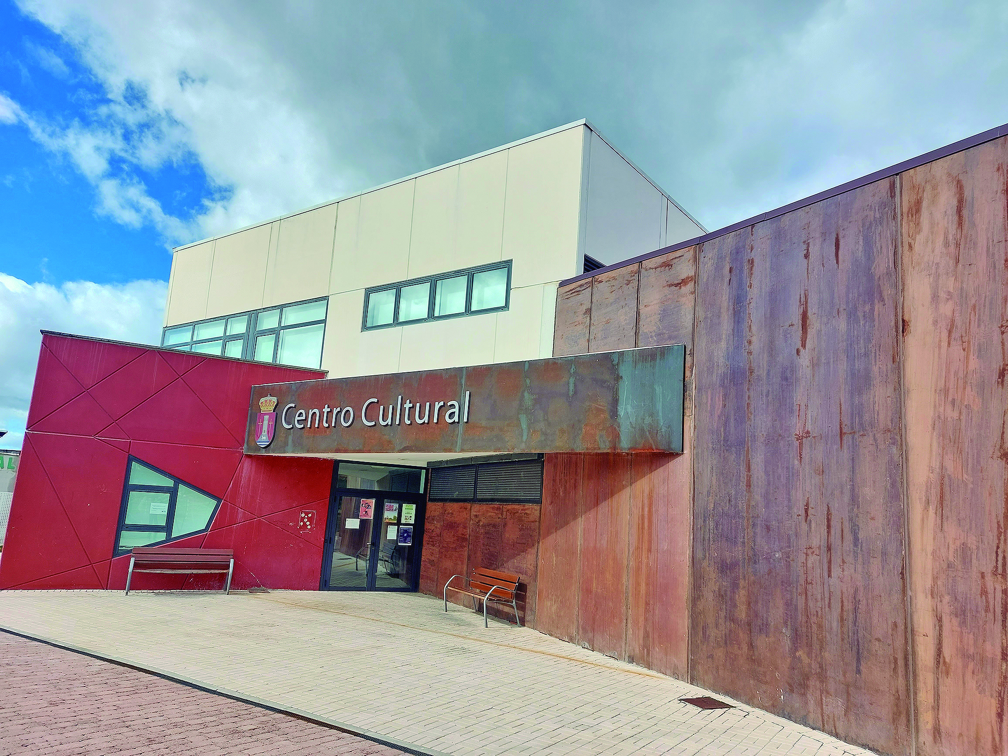 CENTRO CULTURAL TORRECABALLEROS