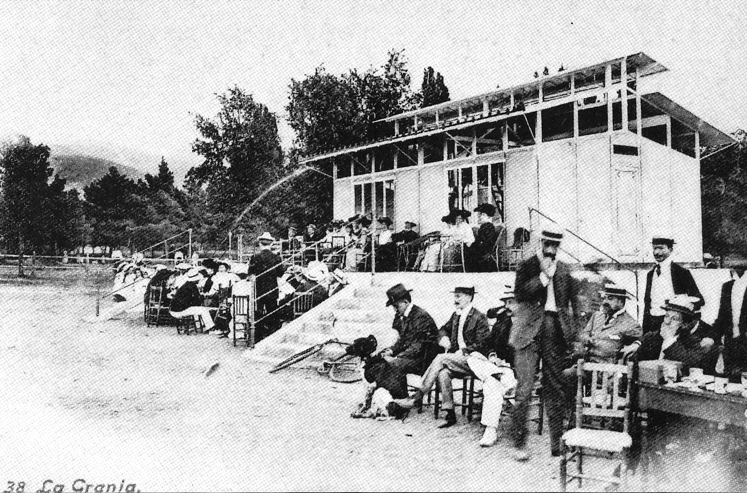 Campo de tiro de San Ildefonso. Inaugurado en 1901, fue la respuesta aristocrática a las invitaciones de San Rafael Navarro para introducir en la provincia el Tiro Nacional.