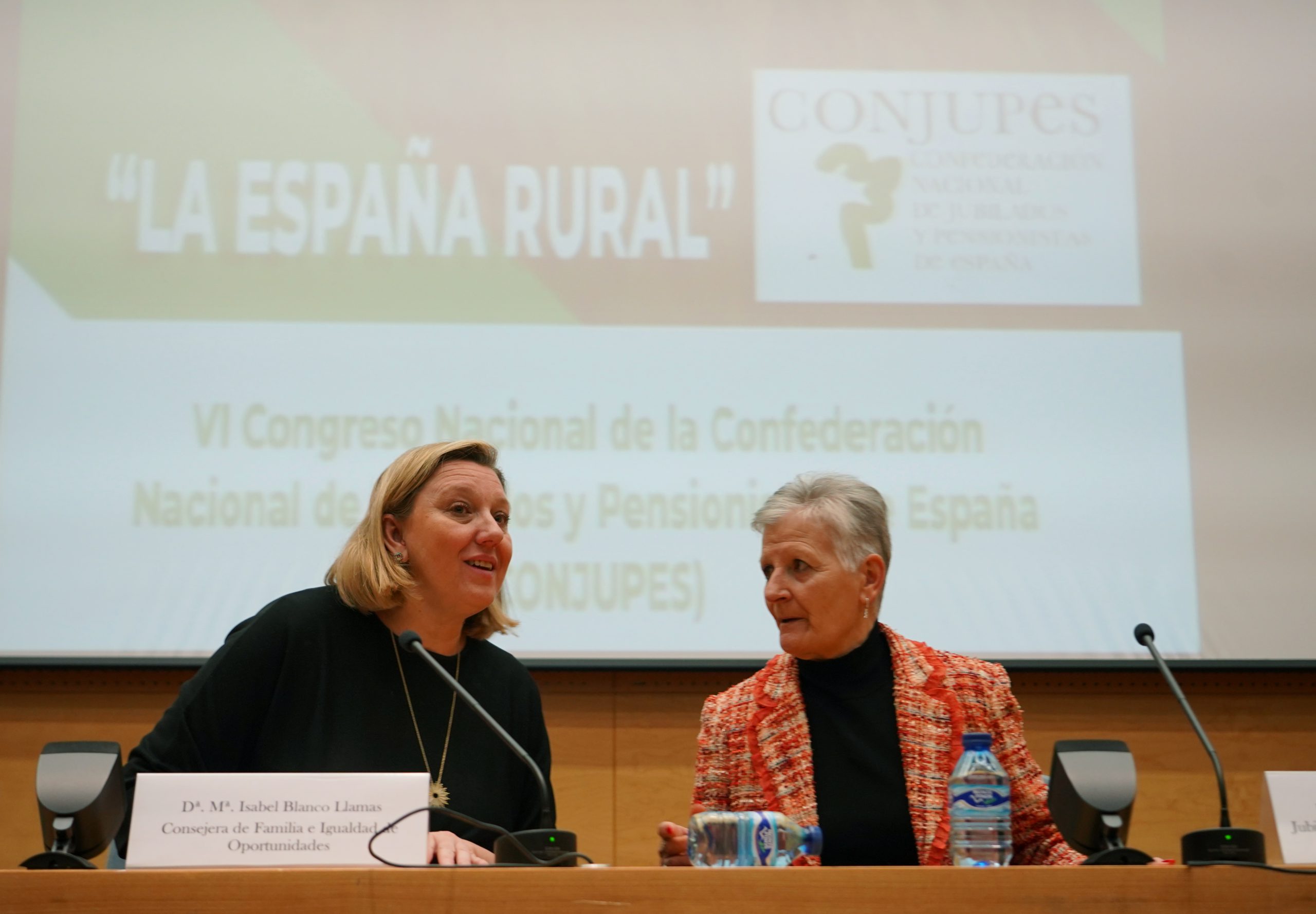 Isabel Blanco asiste al VI Congreso Nacional de la Confederación de Jubilados y Pensionistas de España./ Rubén Cacho