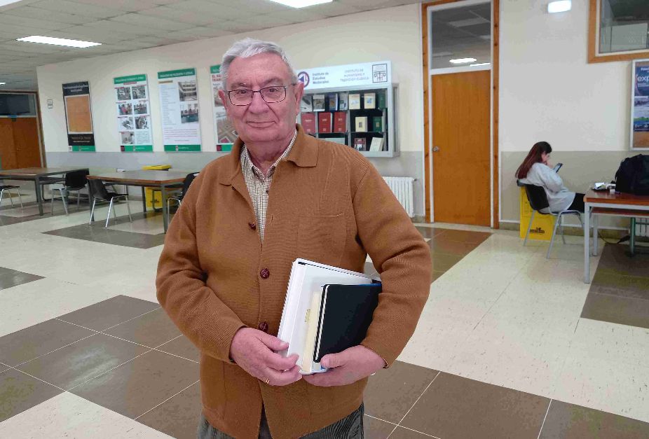 Lucio Santamarta, graduado en Historia del Arte a los 81 años.