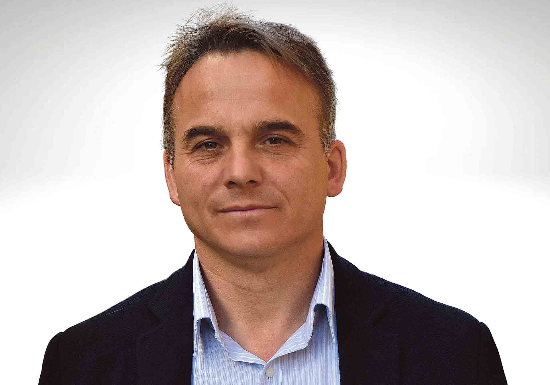 Máximo San Macario.