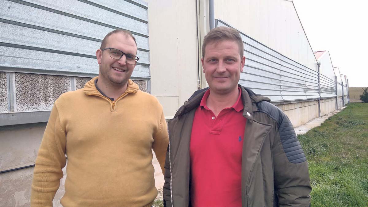 Álvaro y Víctor Benito Antona emprendedores en Santa Marta del Cerro.