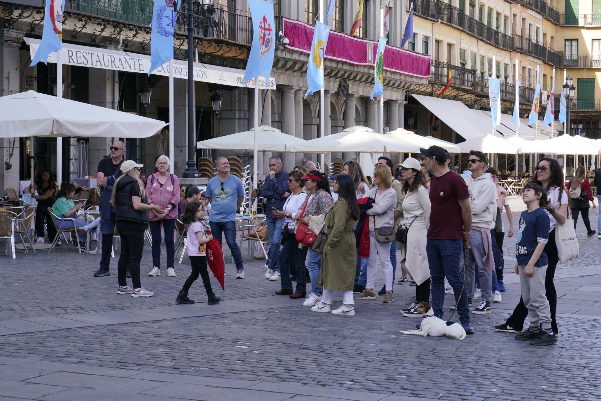 Turistas en la Plaza Mayor la pasada Semana Santa.