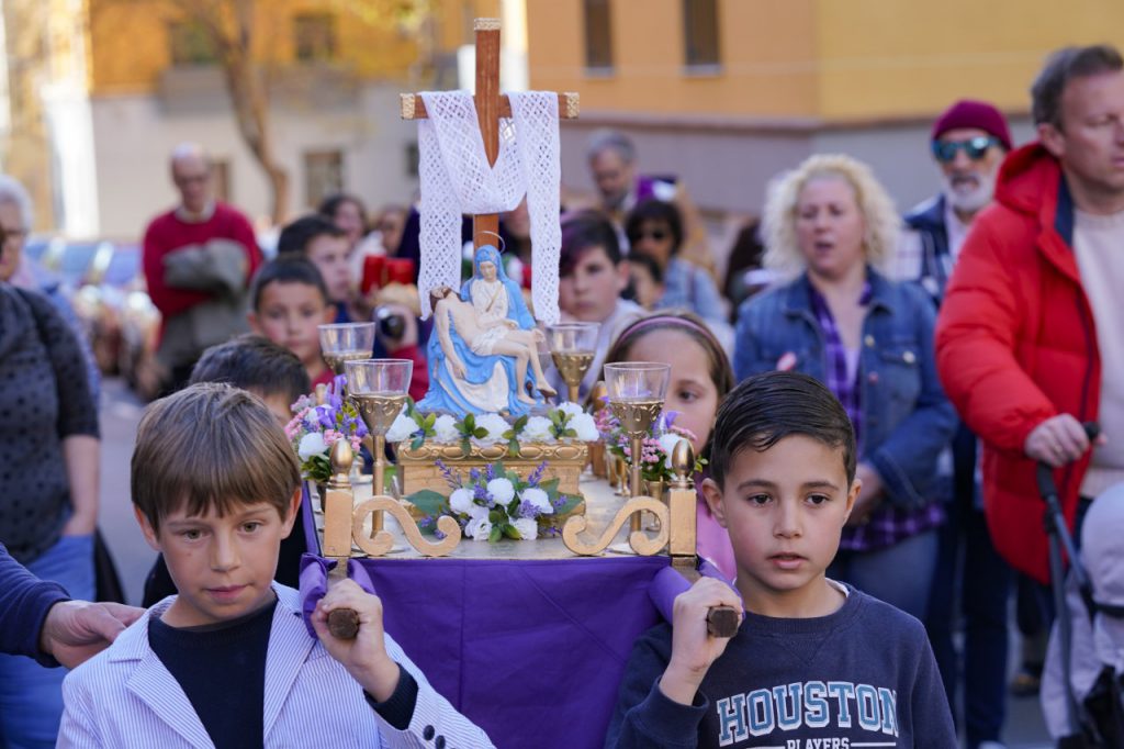Continúa la Semana Santa: ‘La Pasión de los Niños’ y ‘Los Cinco Misterios’ 2 'La Pasión de los Niños'. / MIGUEL ÁNGEL FERNÁNDEZ