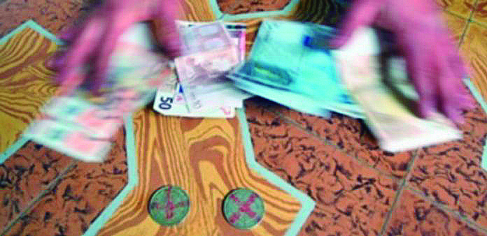 La Junta concede las autorizaciones para el Juego de Chapas en la provincia 1 9 2 1