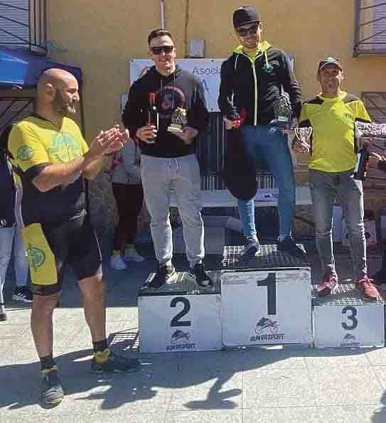 Zarzuela se vuelca con la Mar de Pinares 1 El podio de los corredores locales./ EL ADELANTADO