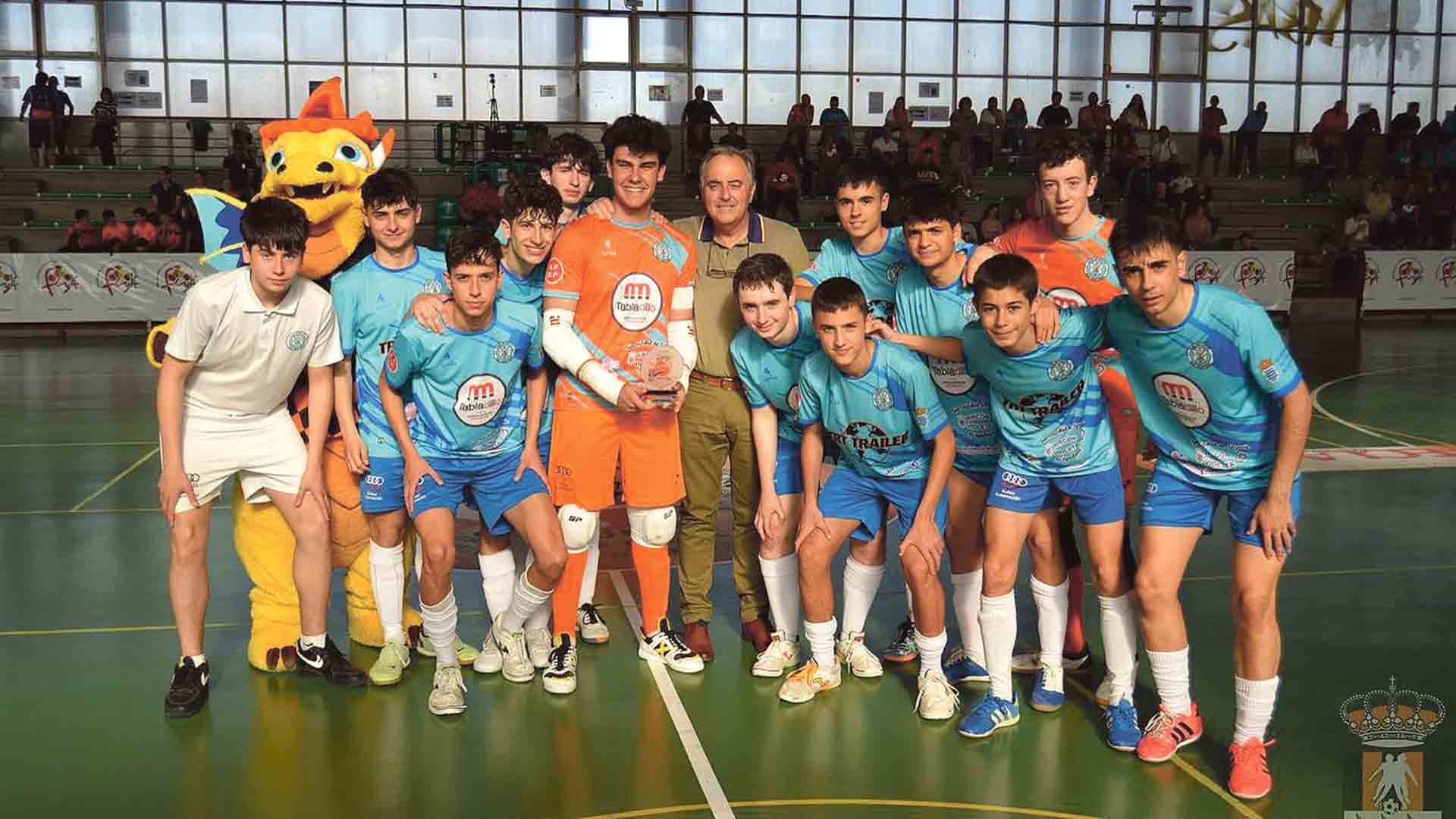 Conjunto del CD San Cristóbal que compitió en el Torneo Nacional de Laguna para la categoría juvenil./ E.A.