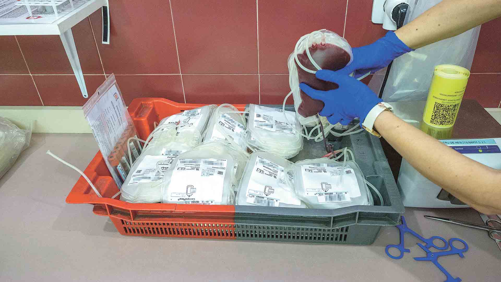 Punto fijo de donaciones de sangre del Hospital General. / Kamarero