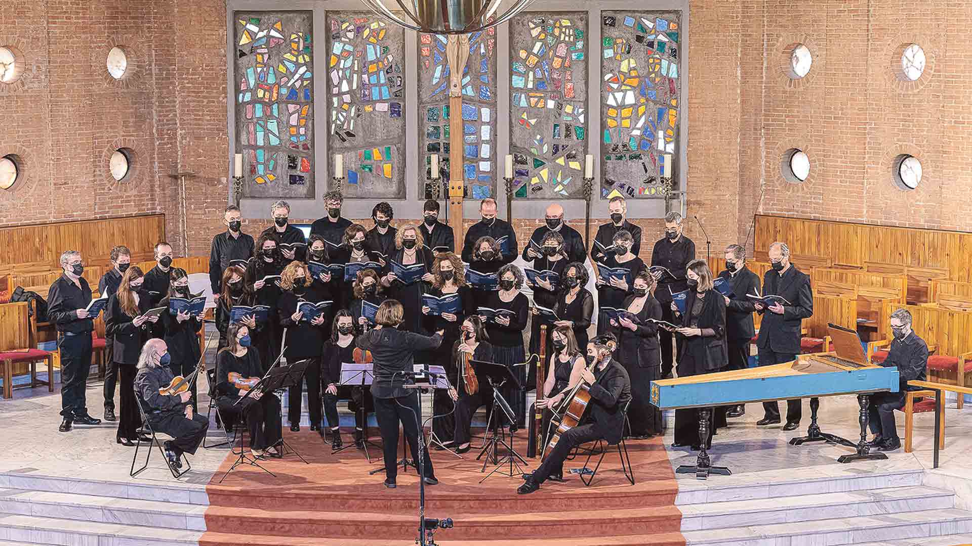 El Coro Francis Poulenc durante una de sus actuaciones. / E. A.