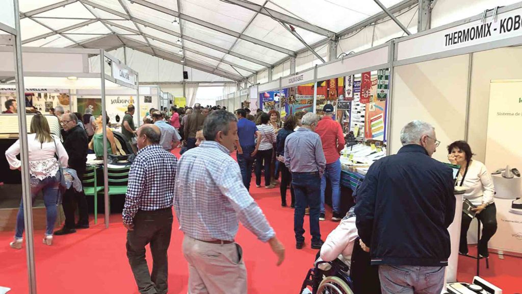 La Feria de Cuéllar 2023 abre sus puertas a tres días de exposición, degustación y venta 3 web thumbnail IMG 6143