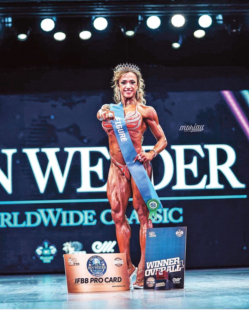 Esther Juan Escolano, tras hacerse con el triunfo en Benidorm./ E.A.