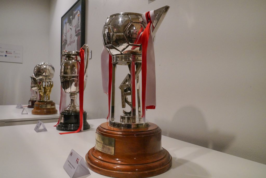 Cien años de fútbol 2 Exposición ‘El fútbol de tu vida’. / MIGUEL ÁNGEL FERNÁNDEZ