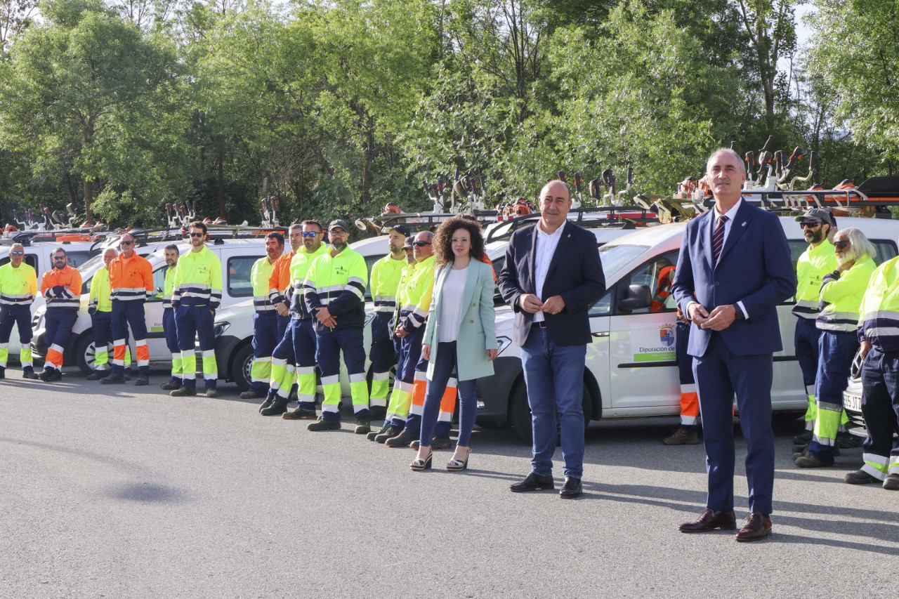 Presentación del inicio de los trabajos de las siete nuevas cuadrillas forestales. / EL ADELANTADO