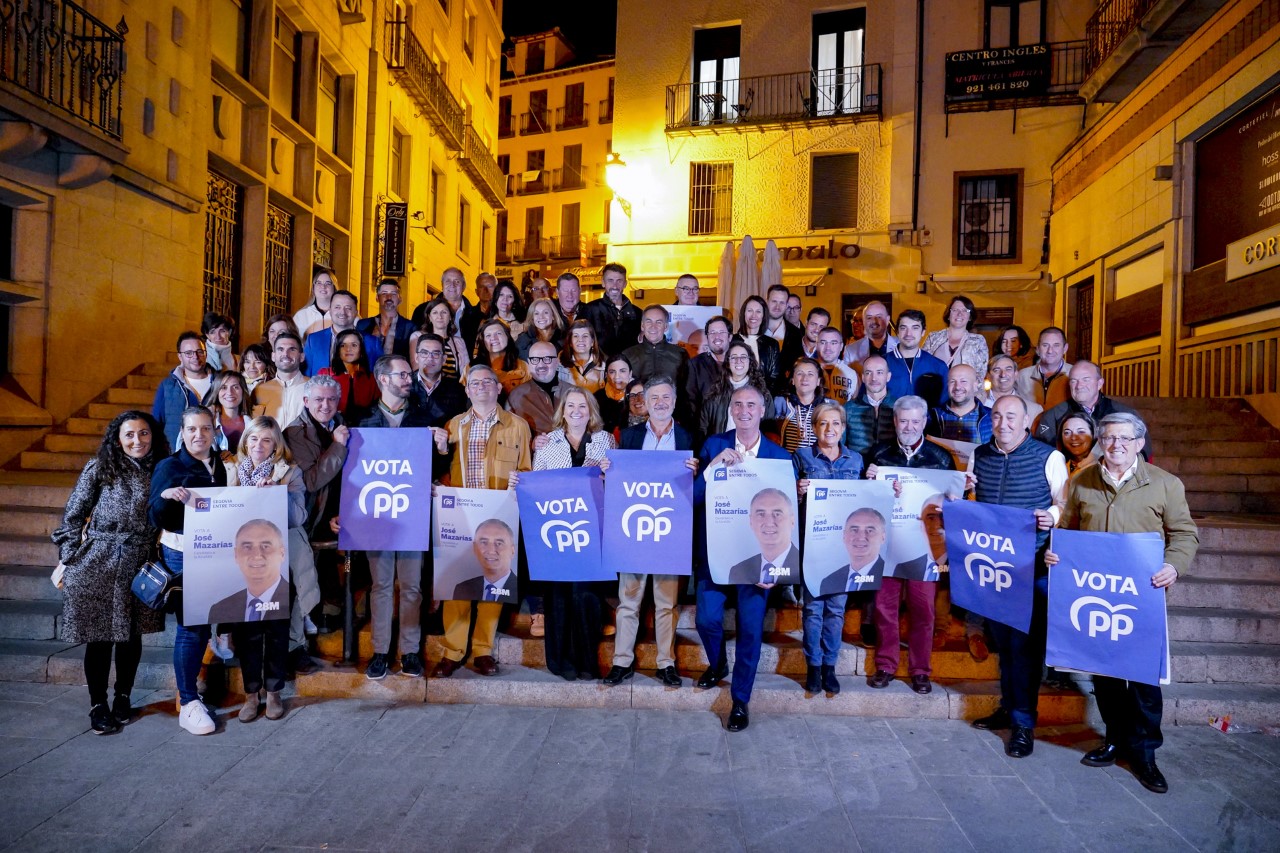 Acto de los carteles. / MIGUEL ÁNGEL FERNÁNDEZ