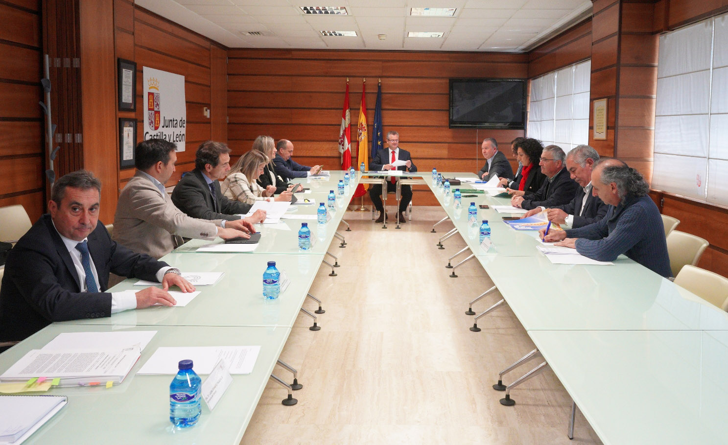 El Consejero de Agricultura, ayer, durante la reunión del Consejo Agrario. / JCYL