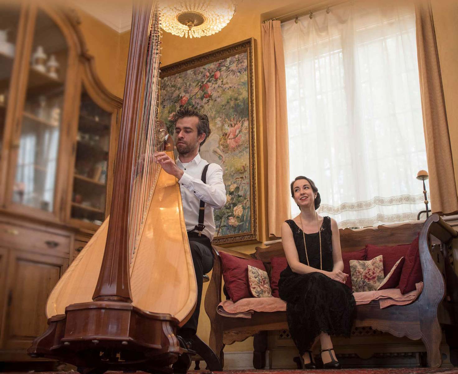 Sandra Ferro, voz y Jaume Gimeno, arpa.