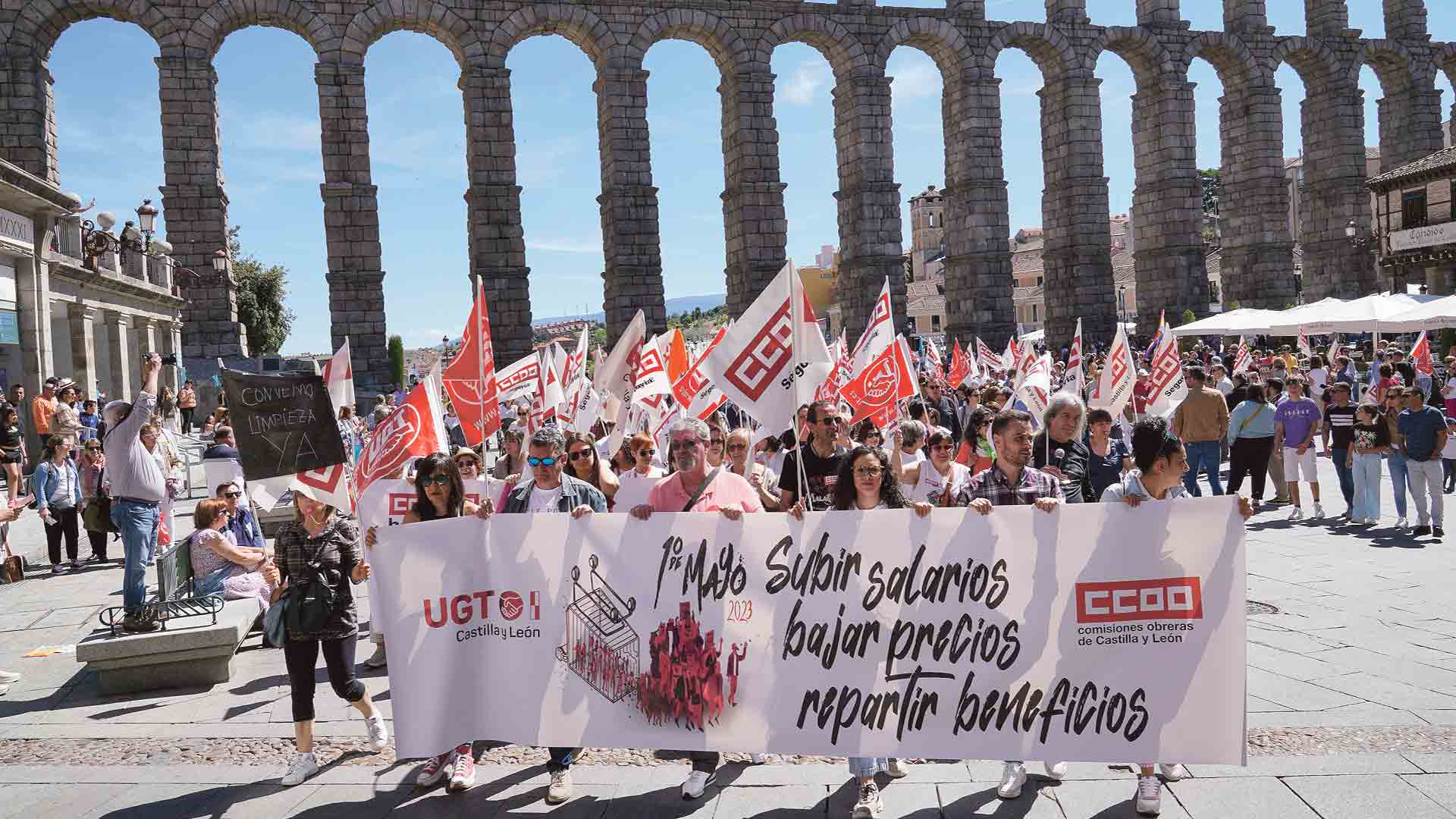 El lema de este 1º de mayo hace referencia a la subida de salarios que reclaman los sindicatos. / Miguel Ángel Fernández