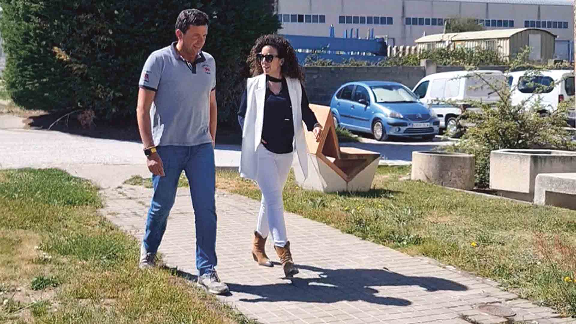 Otero esta semana junto al segundo de la candidatura, Javier Carretero. / E. A.