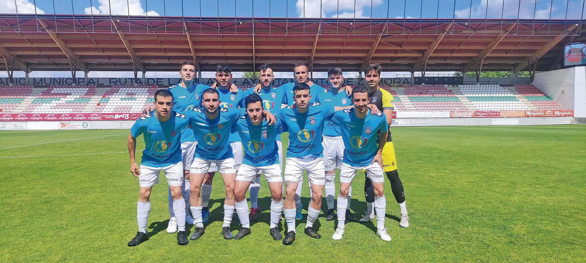 Conjunto del Turégano que formó en el Ruta de la Plata para enfrentarse al Zamora B./ TURÉGANO CF