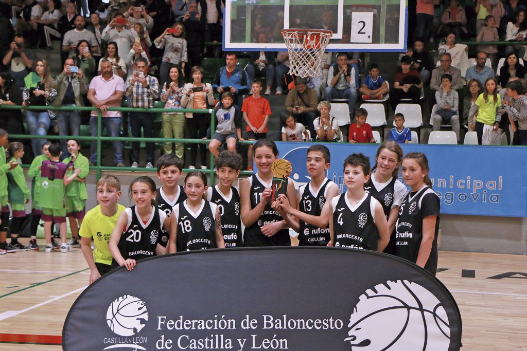 03 2 GrupoCMini camp web