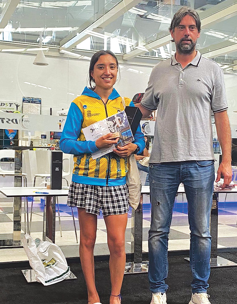 Marta de Santos./ TRIATLÓN IMD