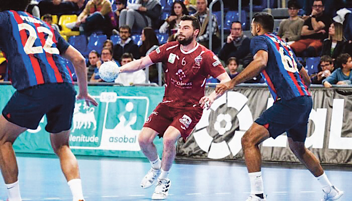 Méndez, durante un partido frente al FC Barcelona./ E.A.