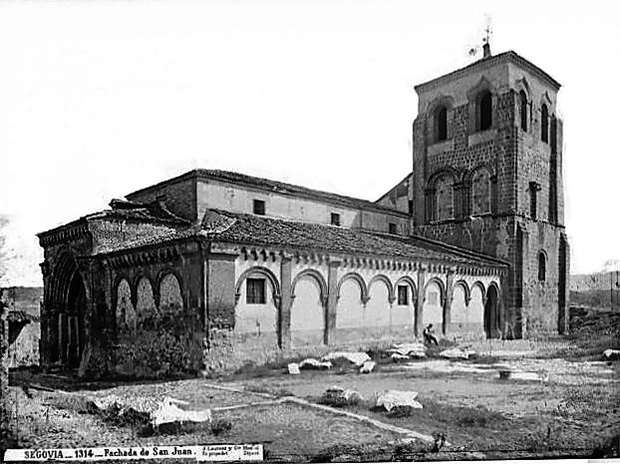 San Juan de los Caballeros. Buen lugar para tender la ropa. Foto: Laurent. Ca. 1870.