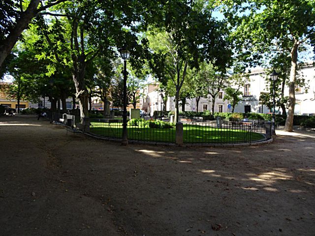 Jardín de la Plaza de Andrés Laguna. Parterre central.  Foto: JMS.