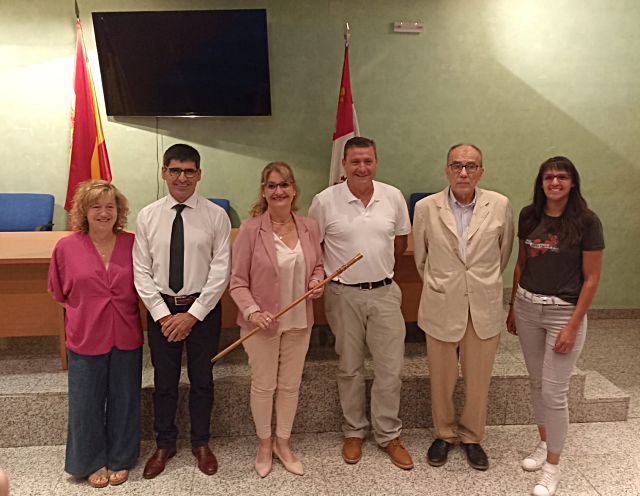 El nuevo gobierno municipal de Cantalejo. / E. A.