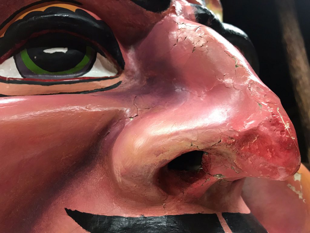 Demonio deralle nariz