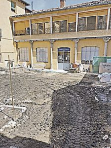 Un día pasé y el jardín ya no estaba. JMS.