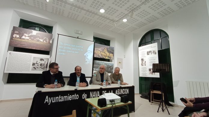 Jurado del XX Premio Internacional de Poesía Jaime Gil de Biedma y Alba.