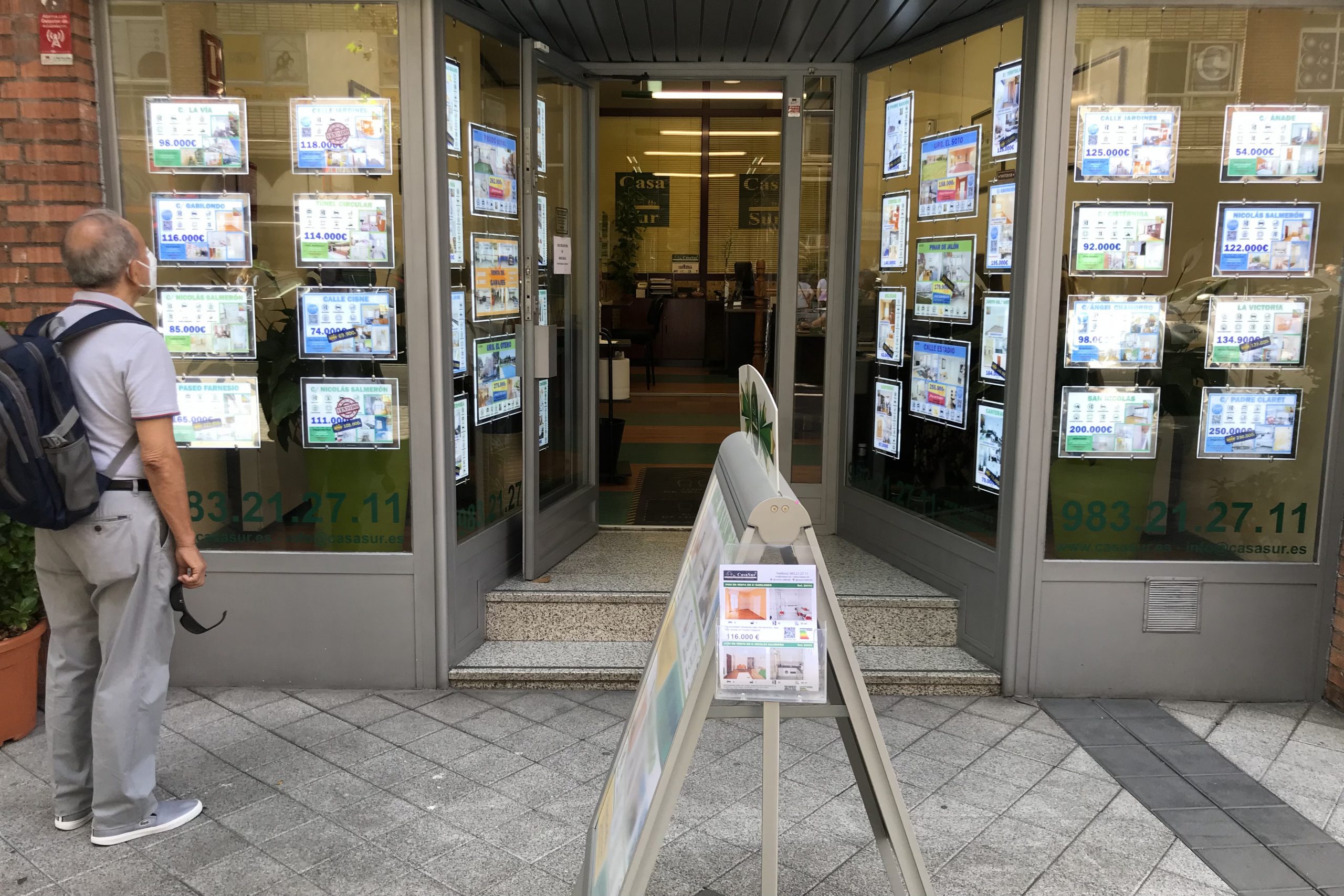 Inmobiliaria. / Miriam Chacón