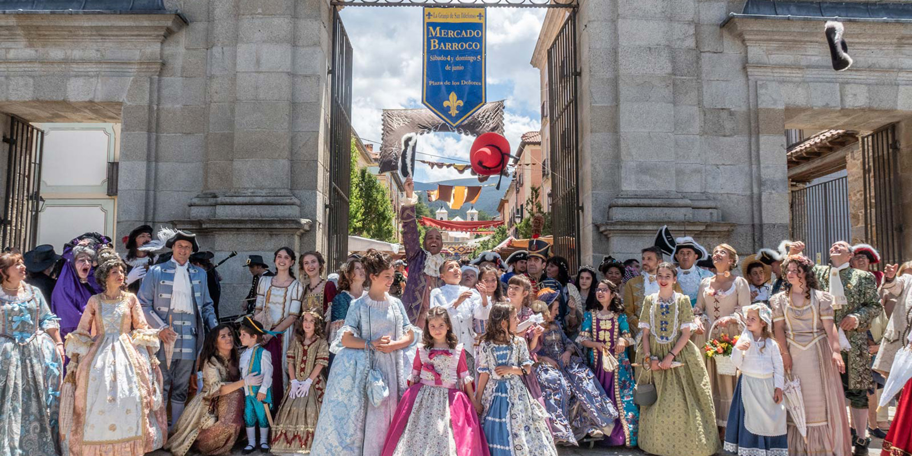 El Mercado Barroco del Real Sitio de San Ildefonso vuelve a sus calles.