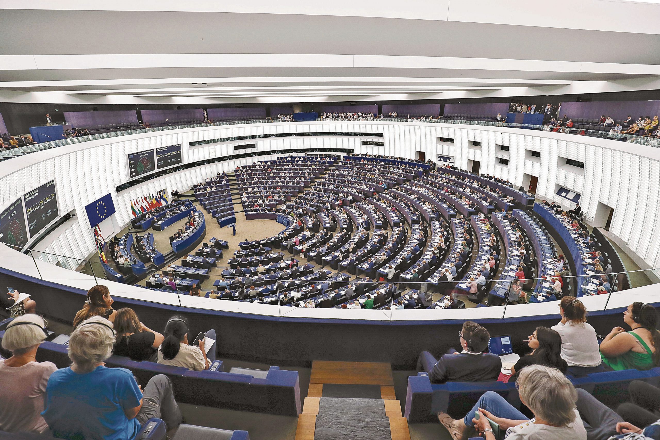 La Eurocámara pospone al 27 de junio la votación de la Ley de Restauración de la Naturaleza. EFE/EPA/JULIEN WARNAND