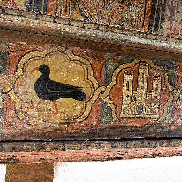 Detalle de las pinturas del artesonado de La Claras. / Ical