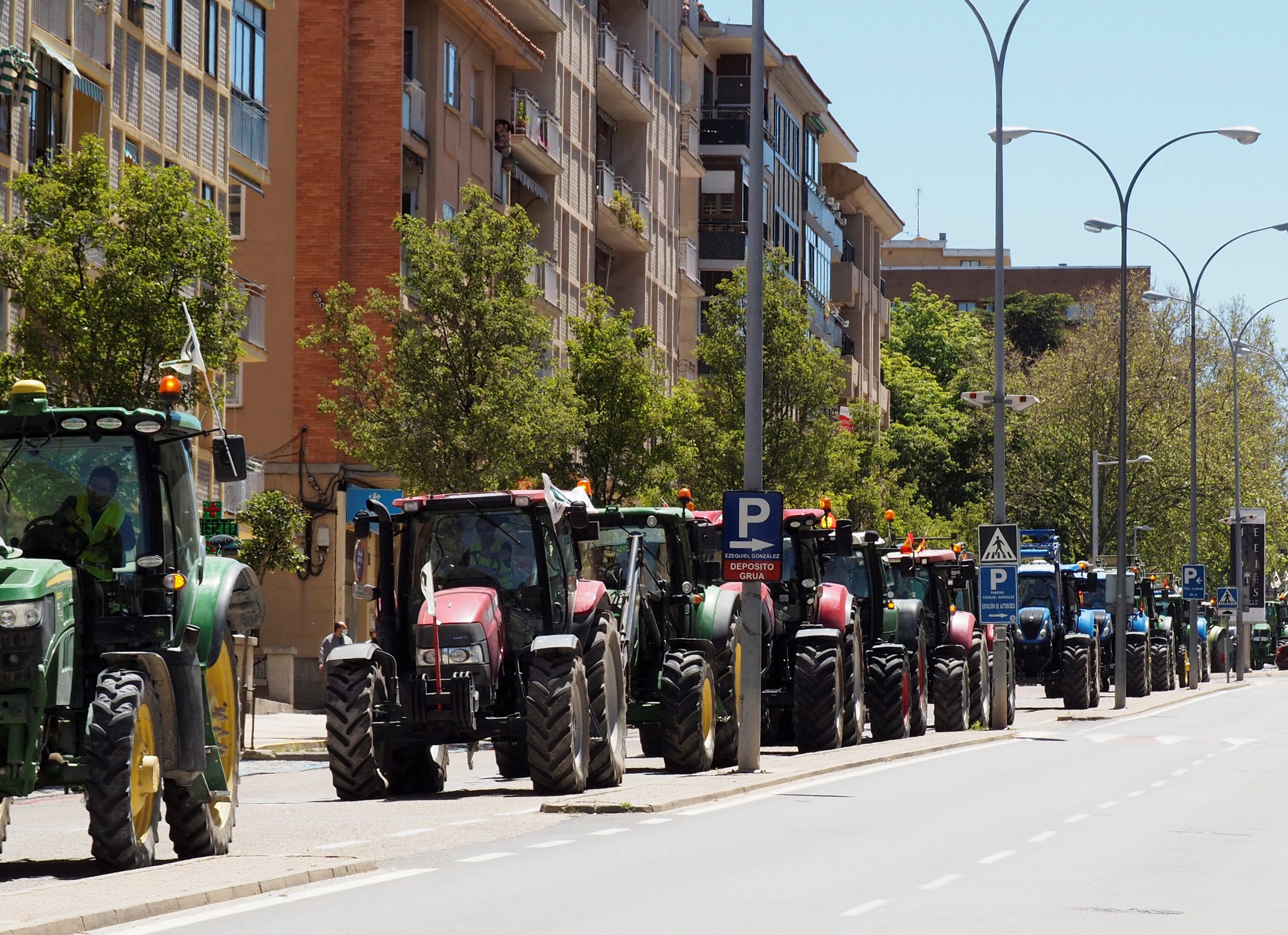 Tractorada convocada por UCCL en mayo de 2021 en Segovia. / Kamarero