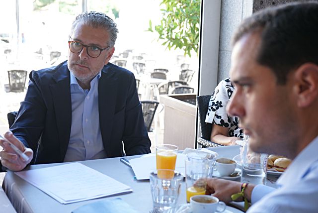 Andrés Ortega reunido con los candidatos del PP.