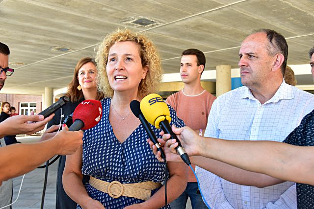 Lirio Martín y José Luis Aceves atienden a los medios.