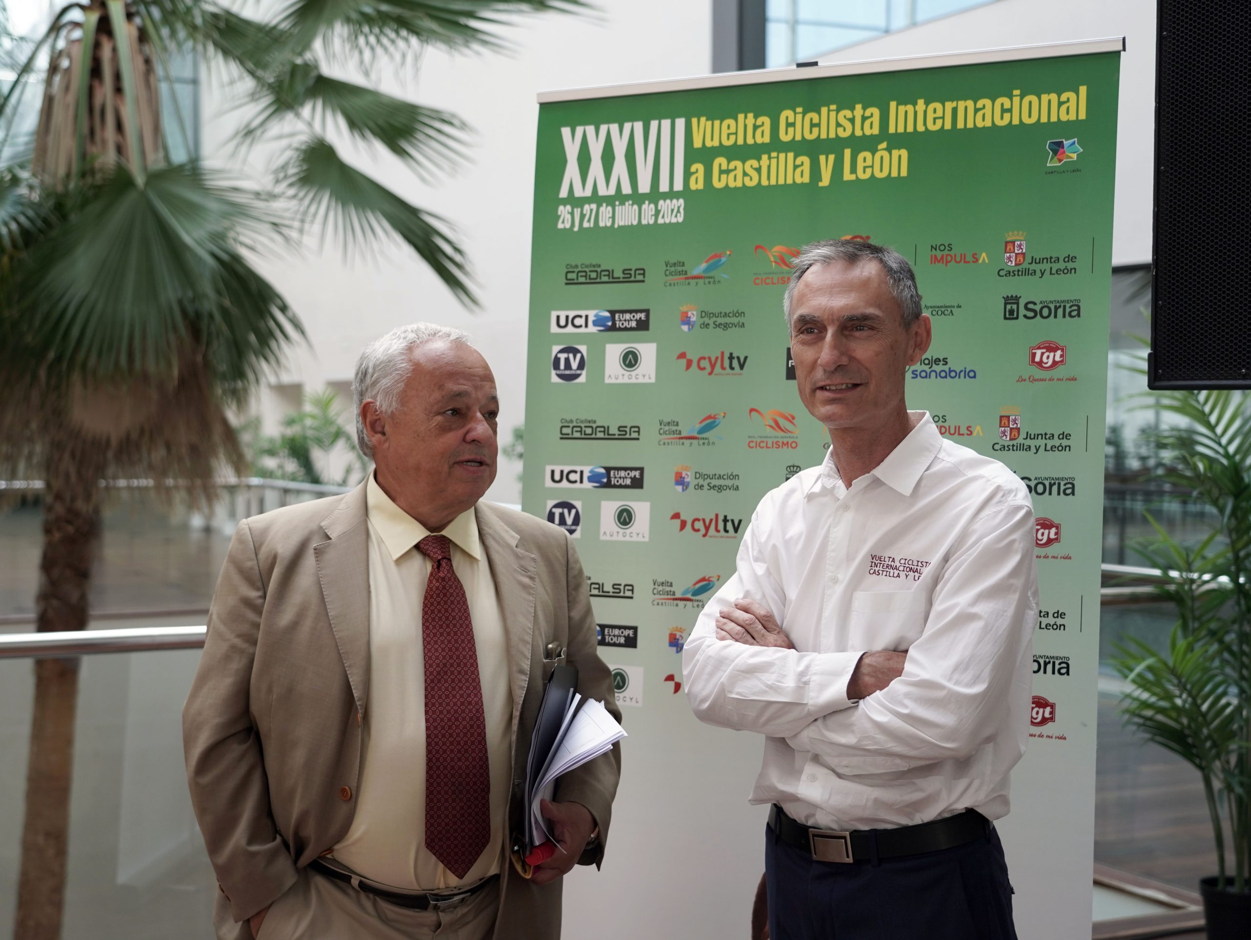 El Consejero de Cultura, Turismo y Deportedurante la presentación del evento deportivo. / Rubén Cacho