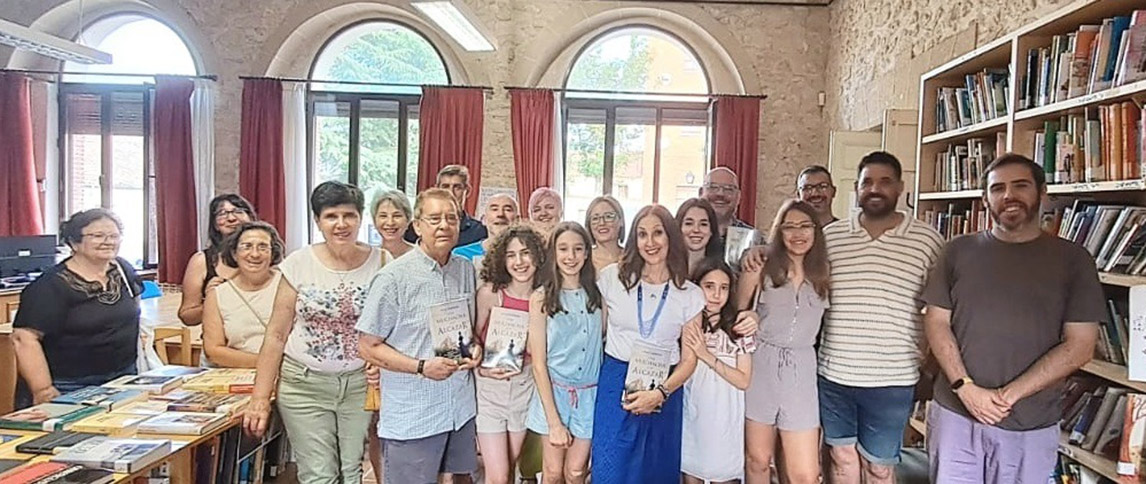 Presentación de ‘Una muchacha en el Alcázar’ de Ana Cadenas.