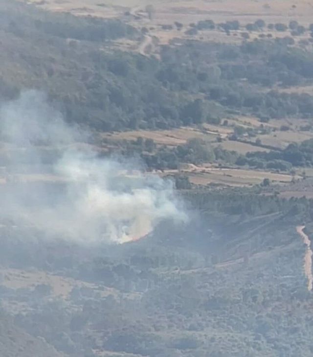 Imagen aérea del incendio en Serradilla del Llano (Salamanca).