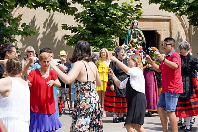 Sebúlcor se vuelca con las Fiestas de Santa María Magdalena 2 Misa y Procesion Santa Maria Magdalena en Sebulcor Miguel Angel Fernandez 9