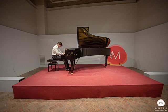 Recital de piano de Roberto Rúmenov.