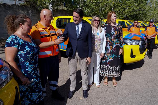Ávila, Segovia, Palencia y León ya recibieron algunos todoterreno. / Nacho Gallego