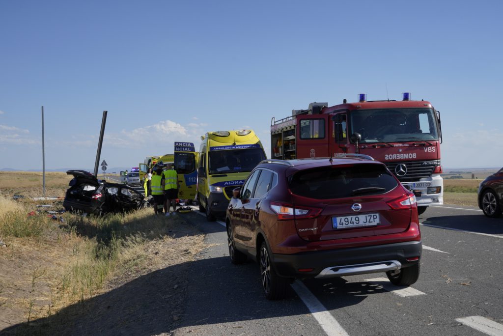 Fallece una mujer y otras tres personas resultan heridas en un accidente de tráfico a la altura de Tabladillo 3 A7R8655