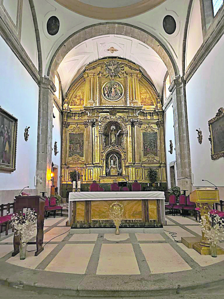 Interior de la iglesia de Santa Eulalia.