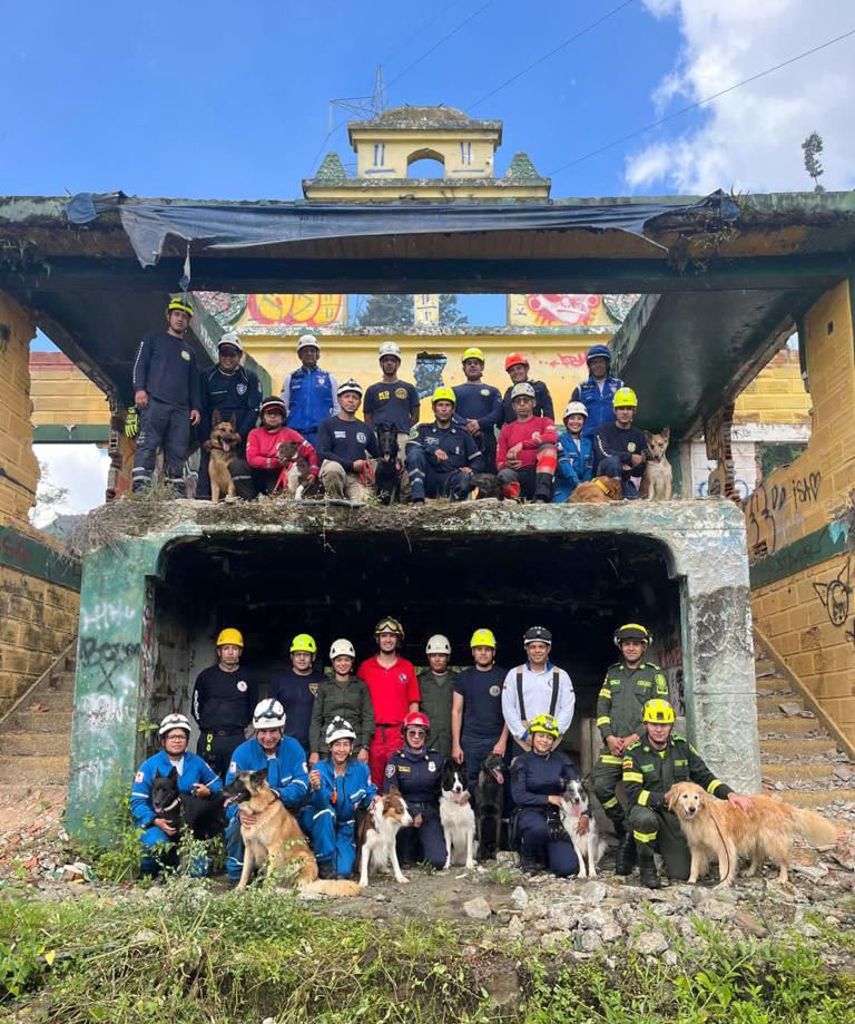 El equipo de rescate.