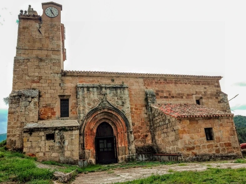 Parroquia de La Asunción de Nuestra Señora Quintanaopio, en Aguas Cándidas.
